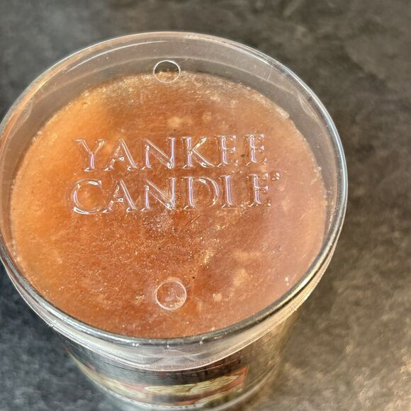 Yankee Candle VANILLA CARAMEL Glass Jar‎ Candle 10oz Retired - Picture 3 of 7